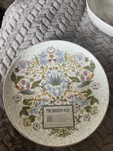 Morris strawberry thief - co,