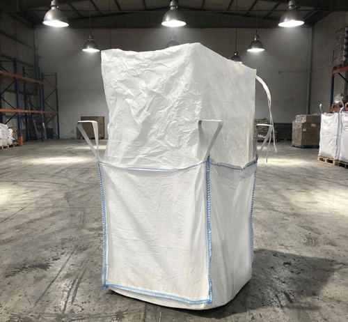 Bulk tonne bag with - tonne, skirt