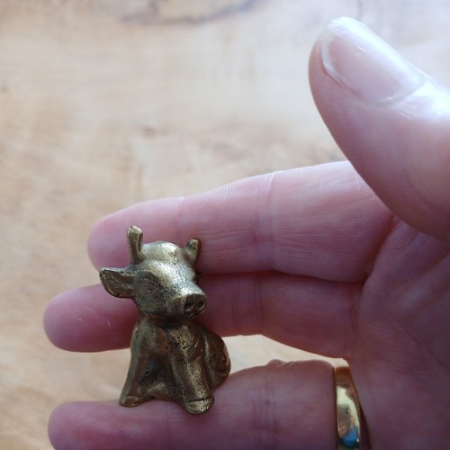 Tiny brass jersey cow - brass,
