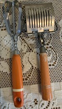 Set Of 2 Orange Handles Vintage Kitchen Decor Gadgets Whisk & Cutter