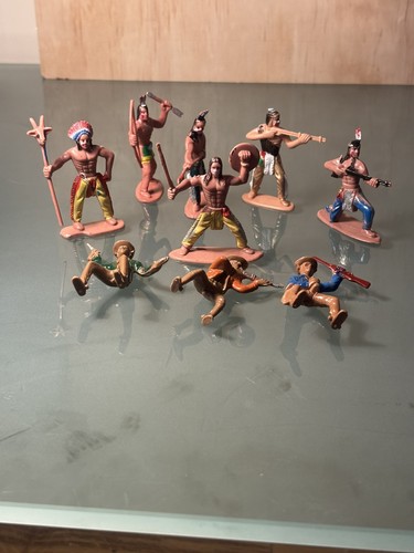 Cowboys and indians plastic - indians,