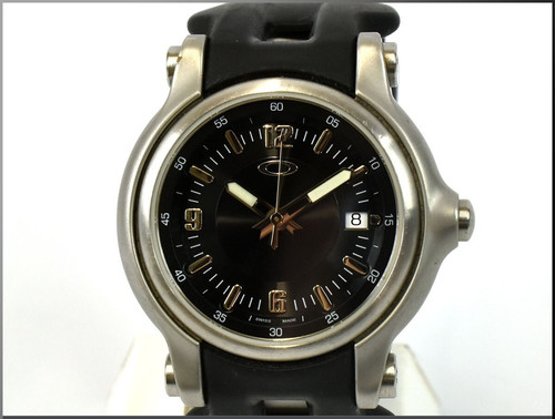 Oakley stainless steel - oakley, case