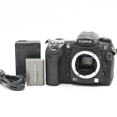 Fujifilm finepix pro - s5,