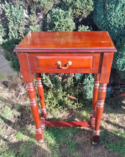 Tall wooden hall - , console
