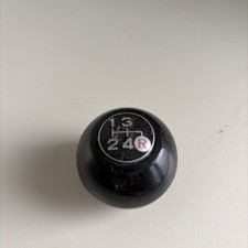 GENUINE OEM TOYOTA Corolla Starlet KP60 KE70 1.0L 1.3L 2K 4K  81-87 Gear knob