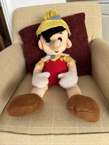 Pinocchio soft toy he is - ,