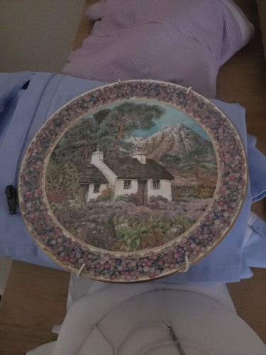 Royal worcester cottage - worcester,