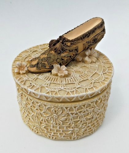 The ladies shoe trinket box - ladies,