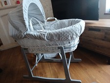 Moses Basket and Rocking Stand