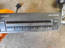 VW Beetle CD Multi Changer - CD Autochanger - 1J0 035 110 - CD Multichanger