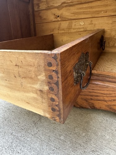 Late victorian golden - oak, era