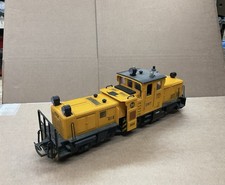 LGB G GAUGE DIESEL LOCOMOTIVE TRACK CLEANING ENGINE YELLOW 20670 DCC WORKING !