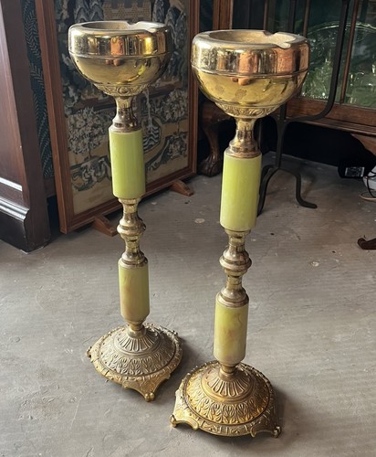 Vintage pair free - free, standing