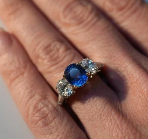 Oval natural blue - oval,
