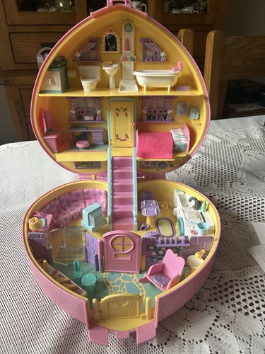 Lucy locket polly - lucy,