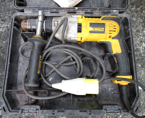 Dewalt d21570 1300w speed - dewalt, 2-speed