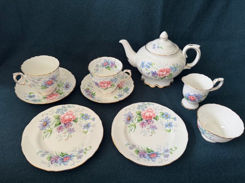 Crown staffordshire fine bone - staffordshire,