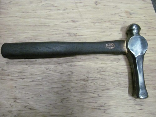 Victory armourer and - armourer,