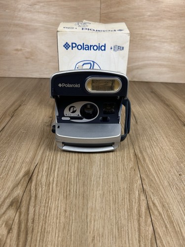Polaroid 600 instant camera - 600,