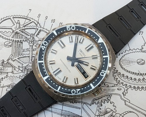 Vintage 1970s smiths diver - vintage,