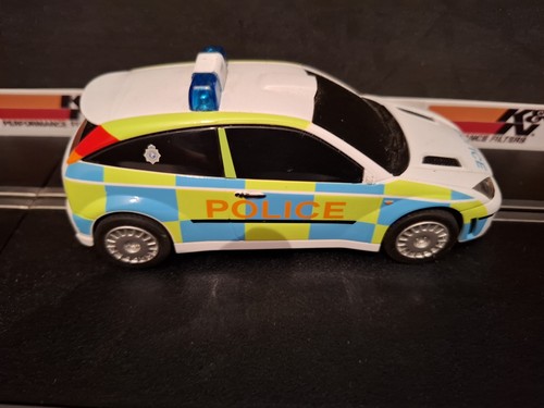 Scalextric ford focus police - scalextric,