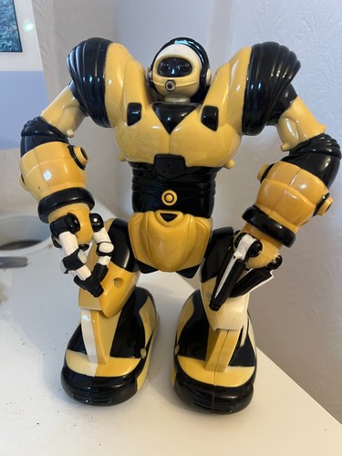 Wowwee robot 2004 remote - 2004,