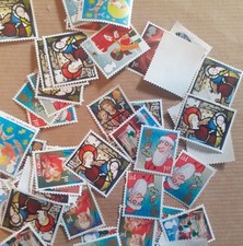 100x 1st Class Mixed Xmas Stamps Unfranked Off Paper Non-Barcode Used First Mail