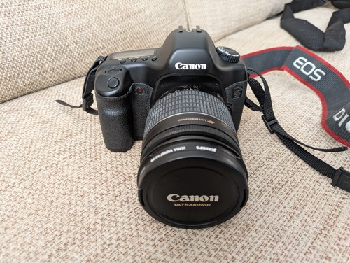 Canon eos 8mp digital - 12.8mp,