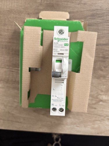 Schneider rcbo type 32a - b,