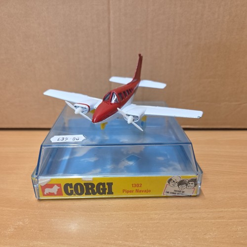 Corgi lintoy 1302 piper navajo - 1302,