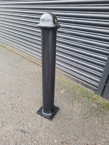 Heavy duty security - heavy, bollard