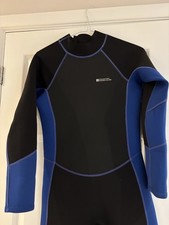 Kids Mountain Warehouse Wetsuits -age 13, 2.5mm thickness