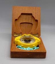 Iris 50 Plastimo Hand-held bearing compass Yellow in wooden box case