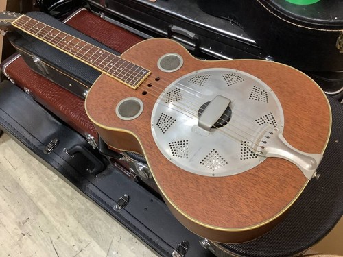 Dobro resonator guitar - dobro,