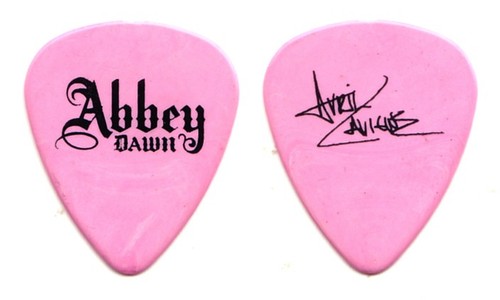 Avril lavigne signature abbey - lavigne,