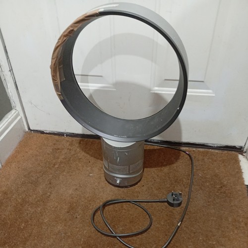 Faulty broken spare repair - faulty, spare/repair
