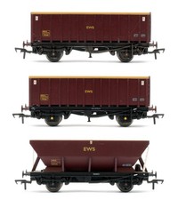 BACHMANN 'OO' GAUGE RAKE OF 3