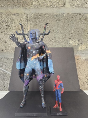 Classic marvel figurine - marvel,