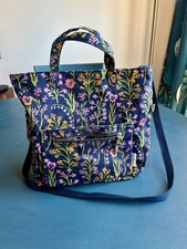 New without tags Cath Kidston reversible crossbody bag – Paper Pansies – navy