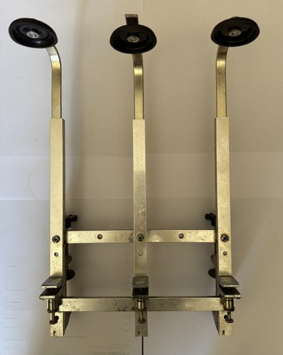 Triple wall shelf mounted - triple,