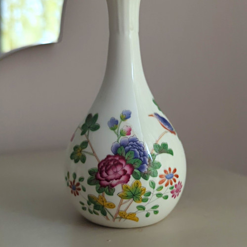 Wedgwood bone china bud - china, vase