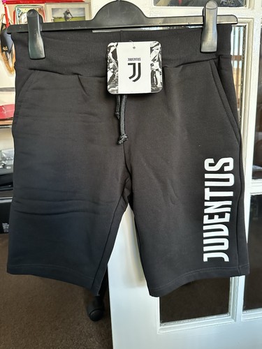Juventus men shorts nwt - men’s,