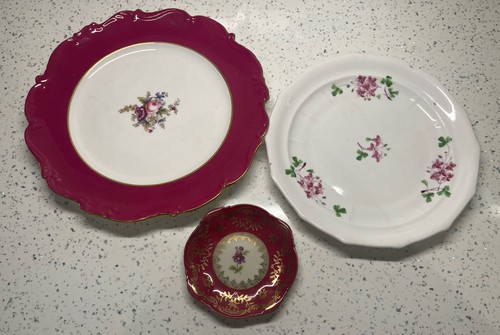 Floral vintage plates - vintage, zeh