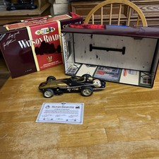 CAROUSEL WATSON ROADSTER 1962 INDIANAPOLIS 500 #4408 1:18 DIECAST MODEL 