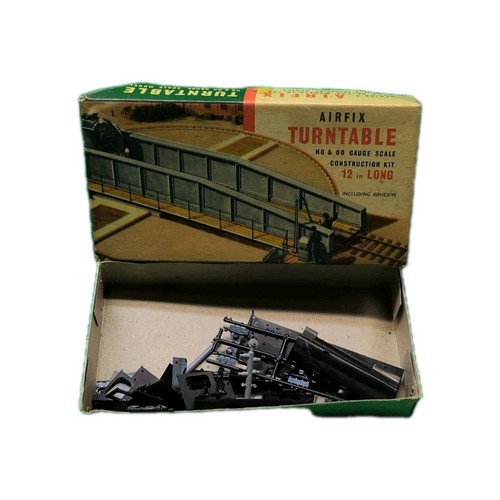 Airfix turntable oo gauge - &,