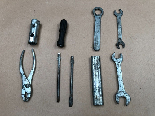 Honda cbr 125 - 04-16, tools