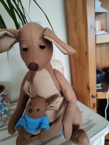 Disney kanga and roo - disney,