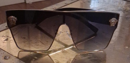 Trendy latest style - , versace