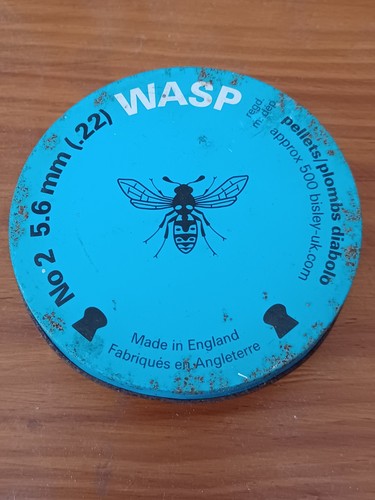 Vintage wasp pellet tin - tin, no.