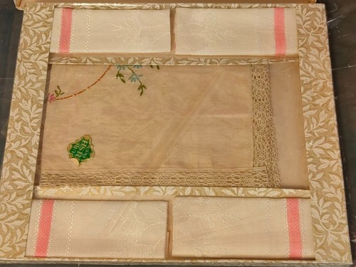 Vintage boxed irish linen - boxed,